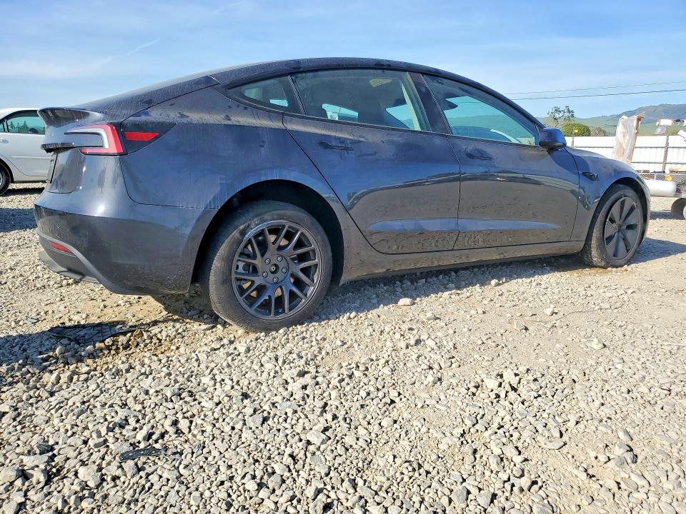 Продаж на аукціоні авто 2025 Tesla 3, vin: 5YJ3E1EA2SF914518, номер лоту: 45814526
