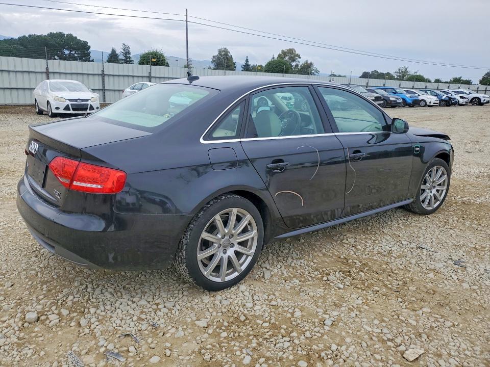 47654116 :رقم المزاد ، WAUFFAFL2CN013935 vin ، 2012 Audi A4 مزاد بيع