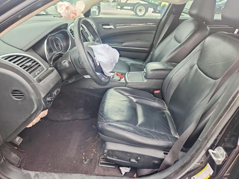 41606436 :رقم المزاد ، 2C3CCARG2JH235026 vin ، 2018 Chrysler 300 مزاد بيع