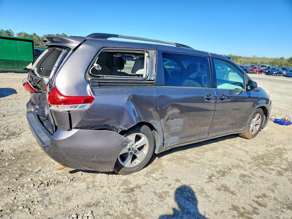 Продаж на аукціоні авто 2013 Toyota Sienna, vin: 5TDKK3DC3DS337693, номер лоту: 46406096