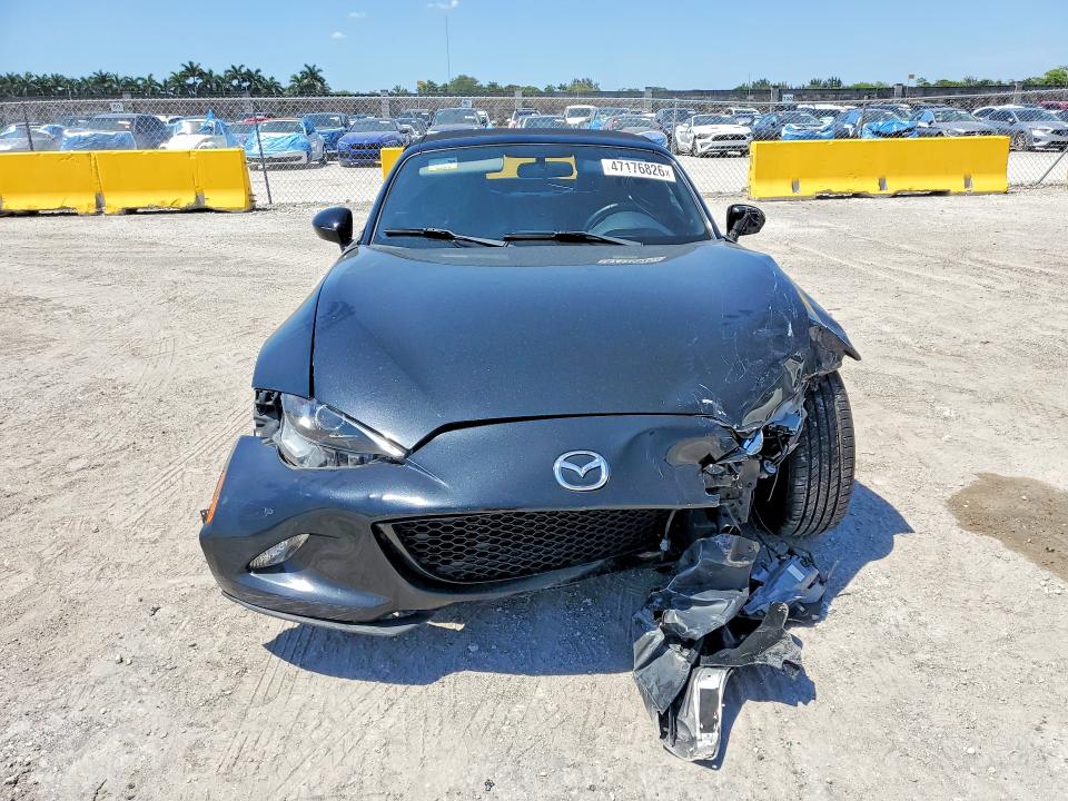 47176826 :رقم المزاد ، JM1NDAB79H0124614 vin ، 2017 Mazda Mx-5 Miata مزاد بيع