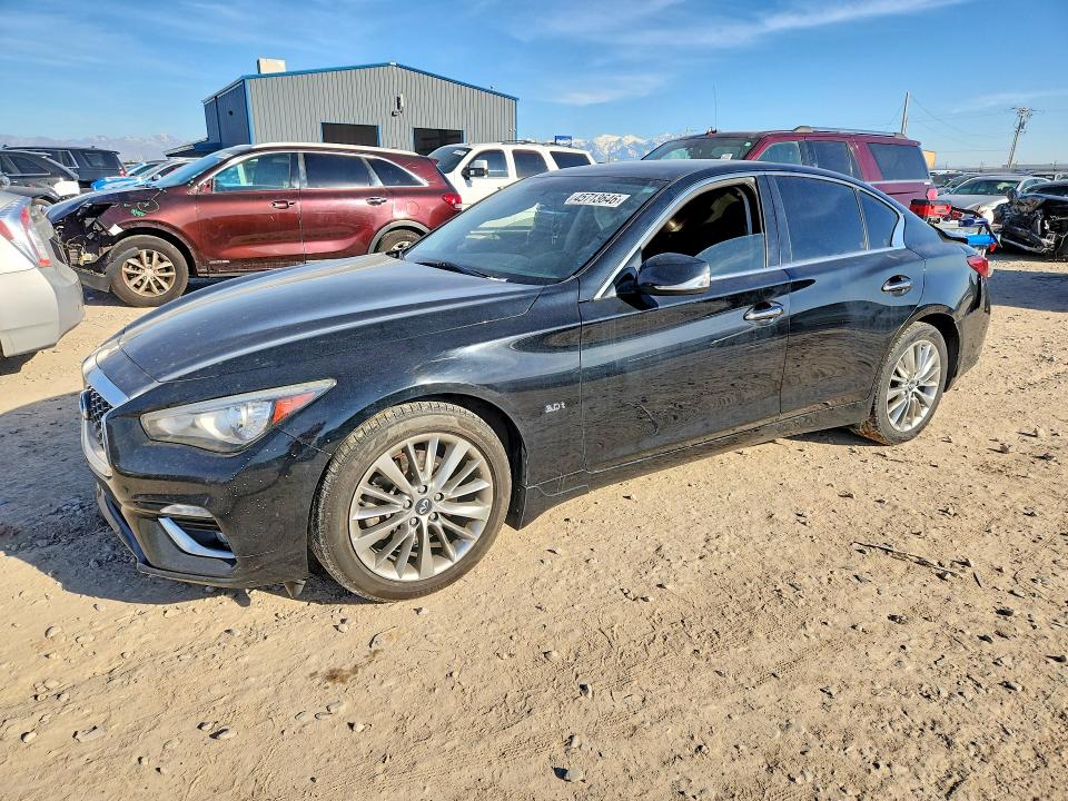 45713646 :رقم المزاد ، JN1EV7AR5JM430147 vin ، 2018 Infiniti Q50 مزاد بيع