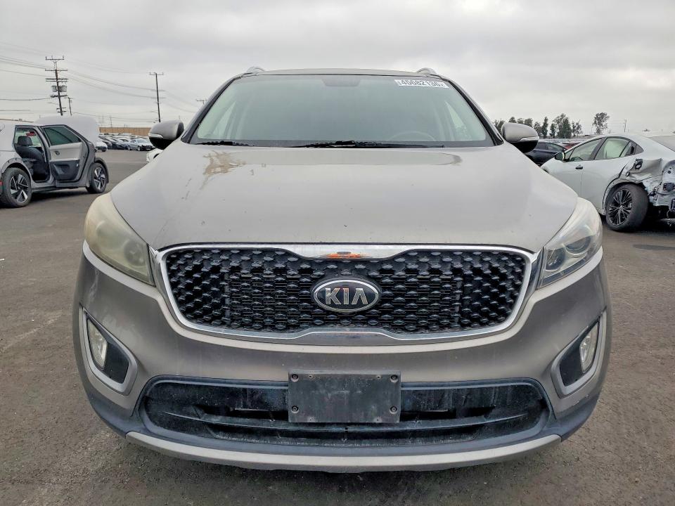 Продажа на аукционе авто 2016 Kia Sorento, vin: 5XYPH4A52GG043932, номер лота: 45682136