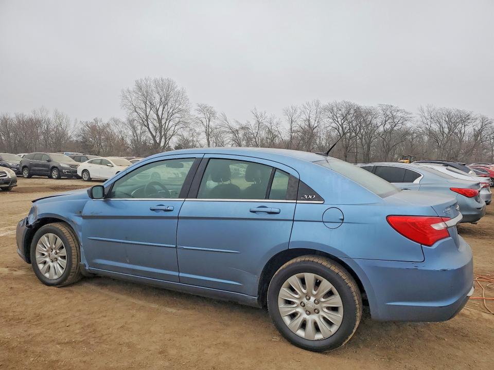 79863245 :رقم المزاد ، 1C3BC4FB8BN538424 vin ، 2011 Chrysler 200 مزاد بيع