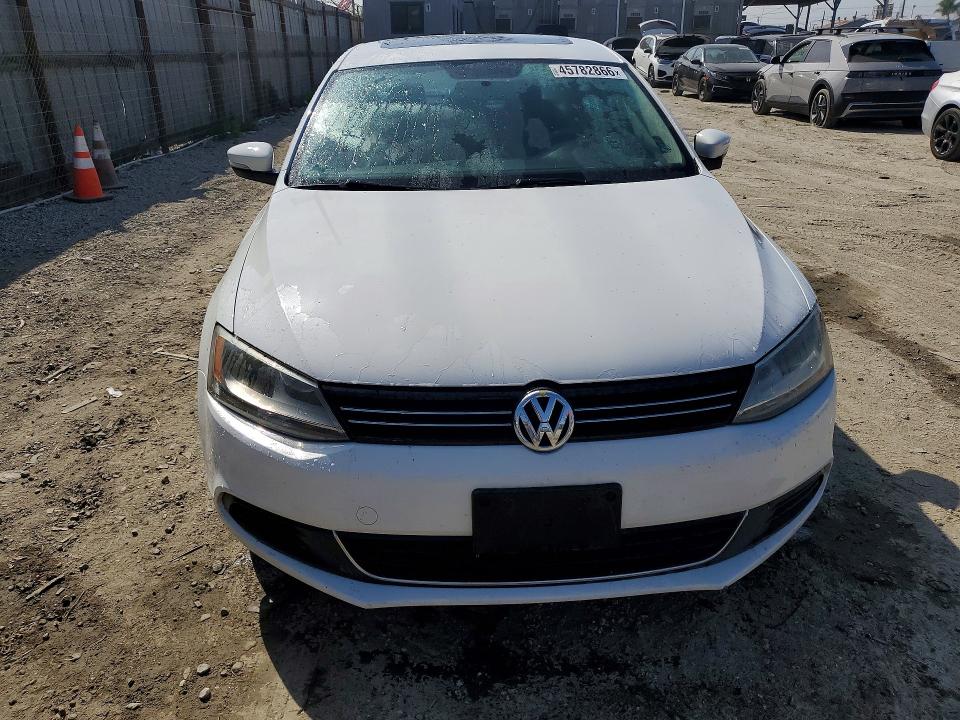 2014 Volkswagen Jetta მანქანა იყიდება აუქციონზე, vin: 3VWLL7AJ7EM364843, აუქციონის ნომერი: 45782866