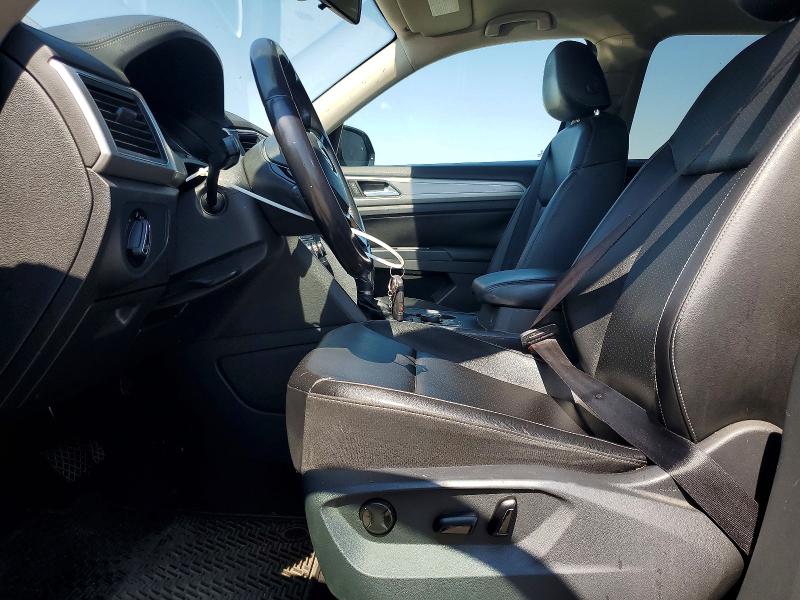 46914116 :رقم المزاد ، 1V2KR2CA1JC523427 vin ، 2018 Volkswagen Atlas مزاد بيع