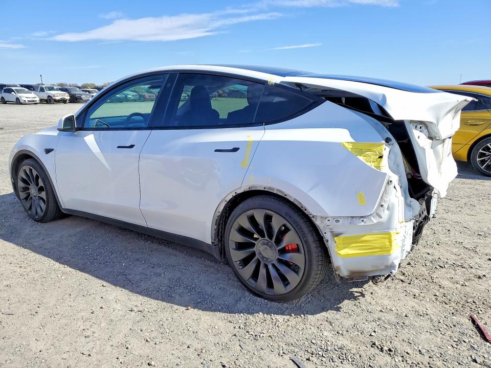 2023 Tesla Model Y მანქანა იყიდება აუქციონზე, vin: 7SAYGDEF7PF740064, აუქციონის ნომერი: 79990405