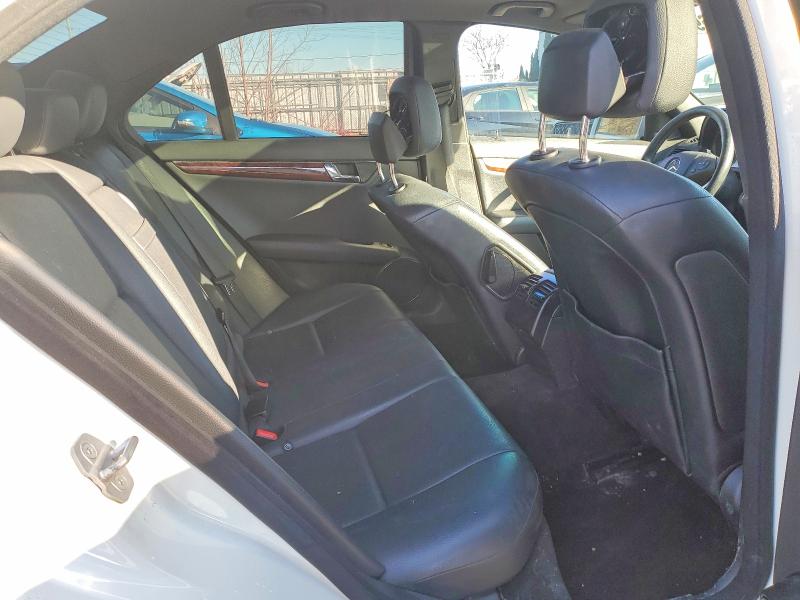 46936416 :رقم المزاد ، WDDGF8BB1BF551859 vin ، 2011 Mercedes-benz C مزاد بيع
