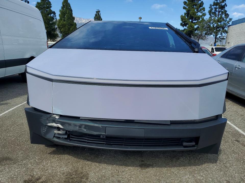 Продажа на аукционе авто 2024 Tesla Cybertruck, vin: 7G2CEHED0RA053444, номер лота: 41820596