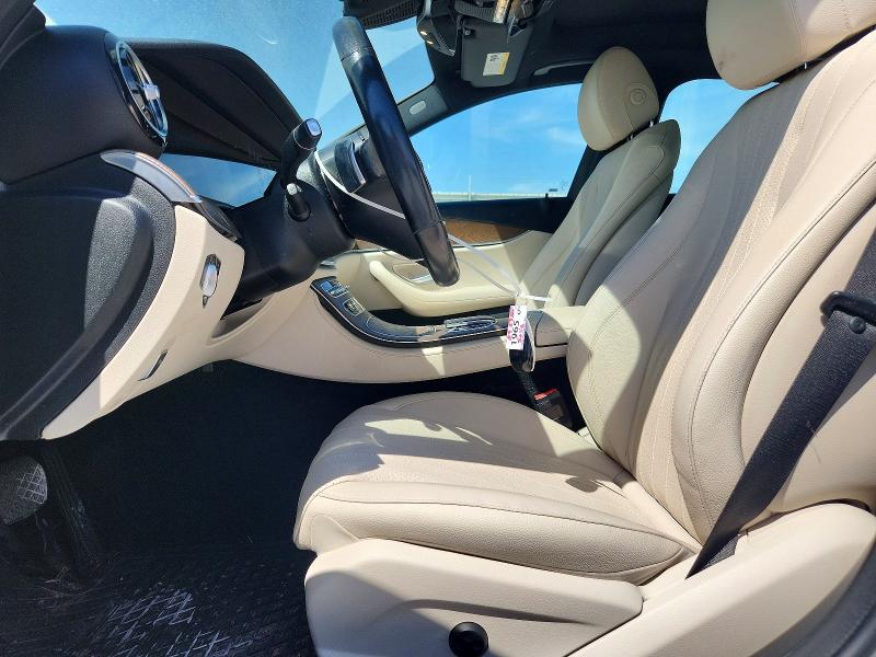 47975656 :رقم المزاد ، W1KZF8DB9NB044872 vin ، 2022 Mercedes-benz E مزاد بيع