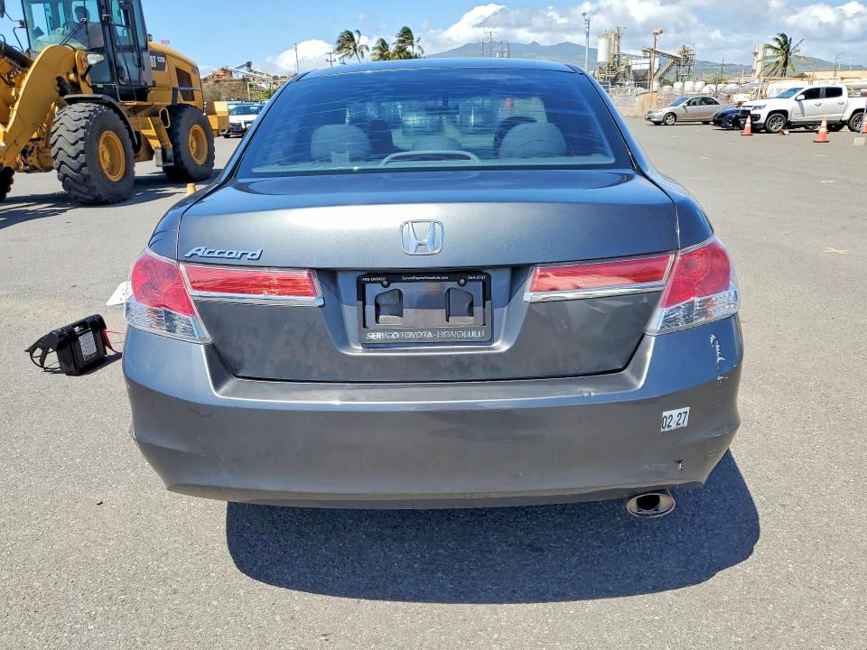 47473736 :رقم المزاد ، 1HGCP2F40CA000515 vin ، 2012 Honda Accord مزاد بيع