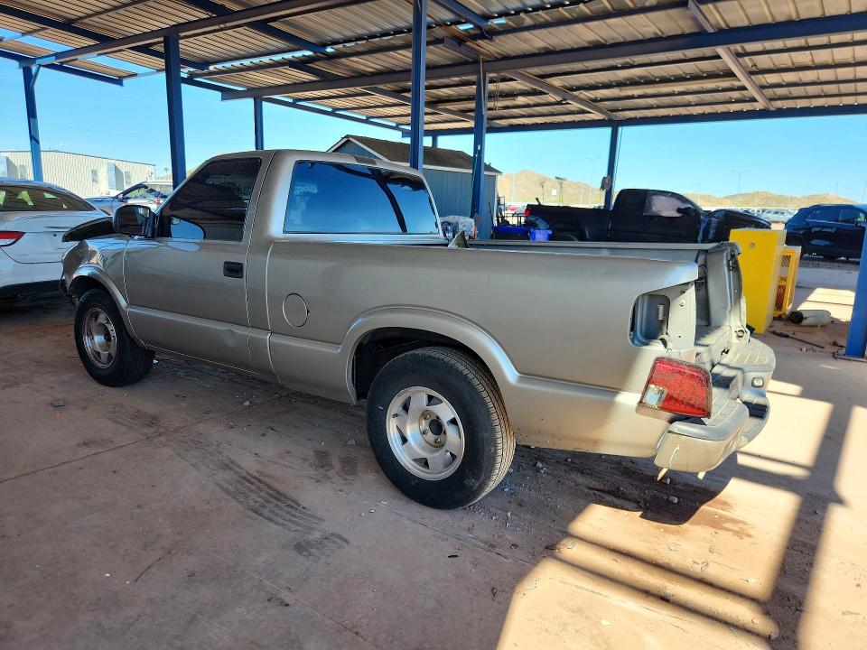 46242026 :رقم المزاد ، 1GTCS14521K164634 vin ، 2001 Gmc Sonoma مزاد بيع