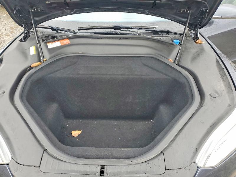 Продажа на аукционе авто 2015 Tesla Model S, vin: 5YJSA1E40FF104831, номер лота: 47135326
