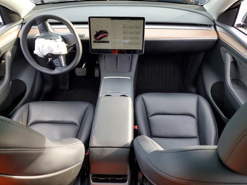 2025 Tesla Model Y მანქანა იყიდება აუქციონზე, vin: 7SAYGAEE8SF243801, აუქციონის ნომერი: 41788056