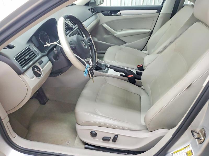 46977286 :رقم المزاد ، 1VWBP7A38DC013389 vin ، 2013 Volkswagen Passat مزاد بيع