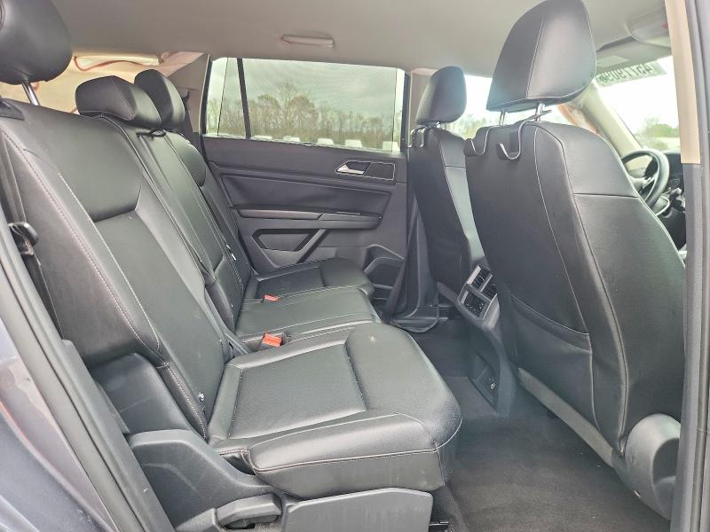 2018 Volkswagen Atlas მანქანა იყიდება აუქციონზე, vin: 1V2DR2CA1JC561071, აუქციონის ნომერი: 45779096