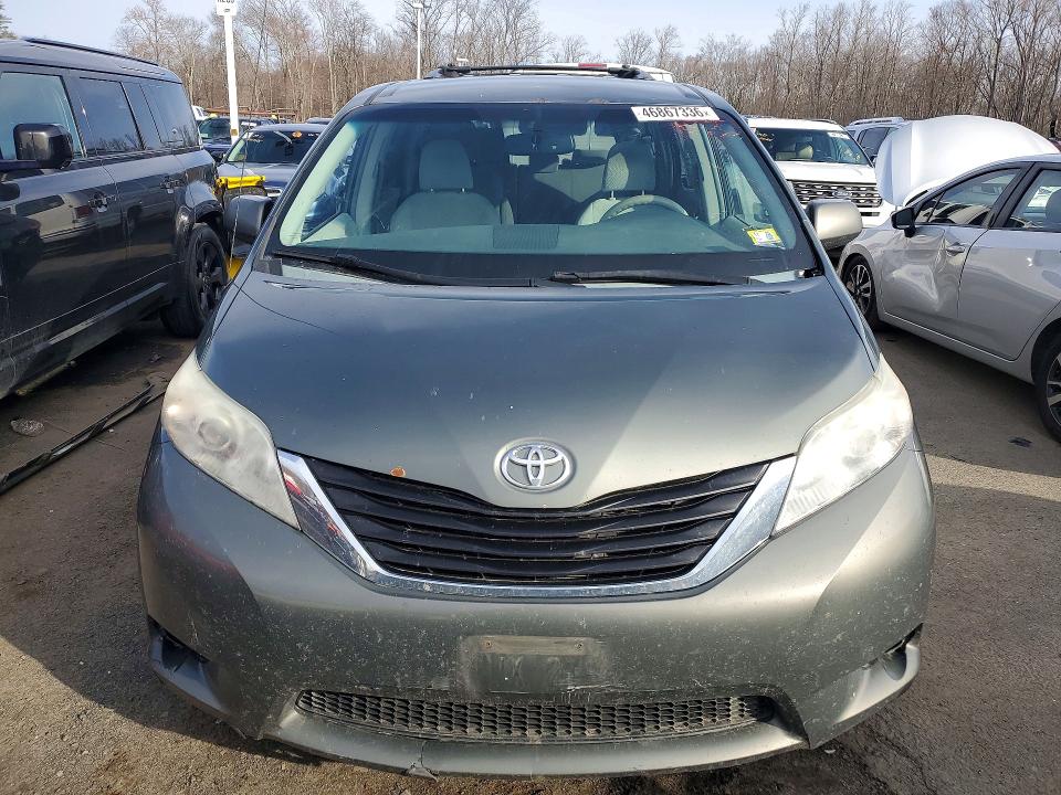 Продажа на аукционе авто 2013 Toyota Sienna, vin: 5TDJK3DC2DS060224, номер лота: 46867336