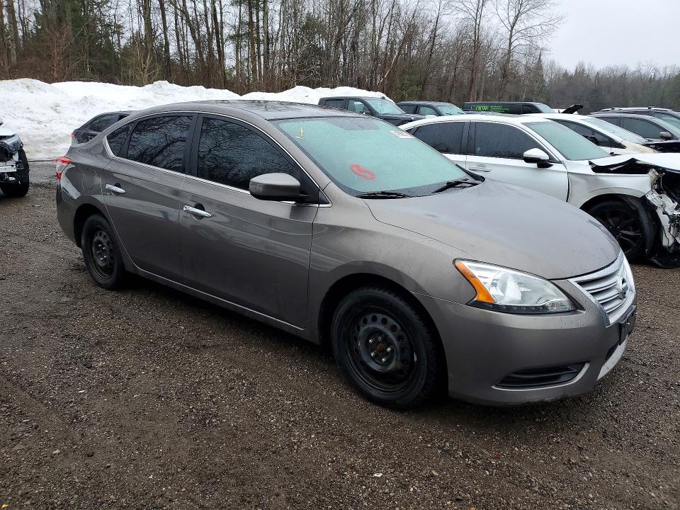 41885076 :رقم المزاد ، 3N1AB7AP6FL641672 vin ، 2015 Nissan Sentra مزاد بيع