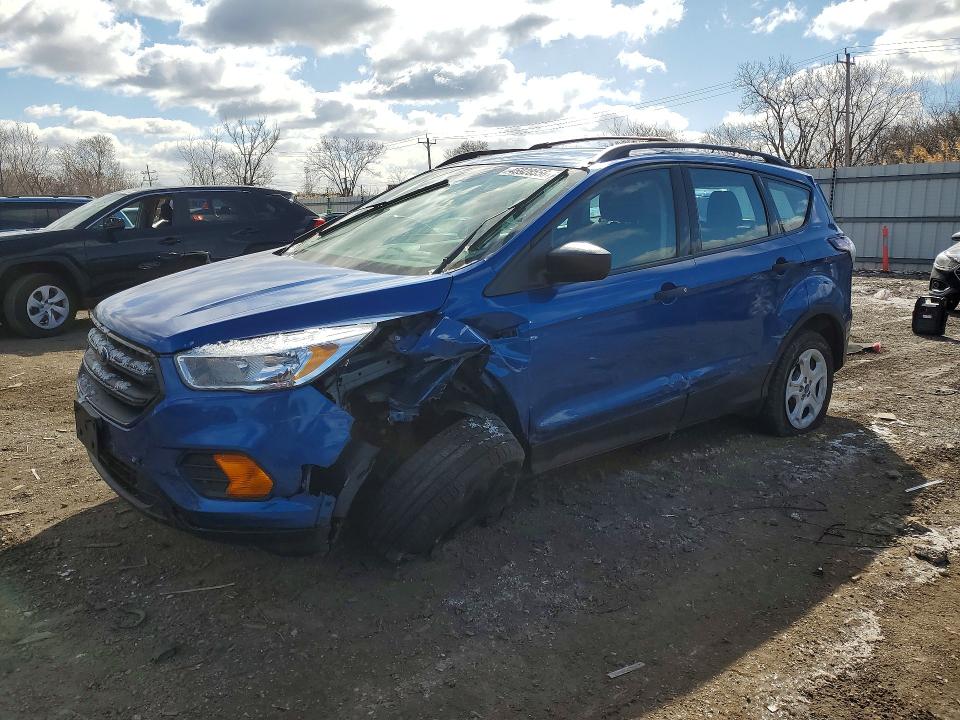 2017 Ford Escape მანქანა იყიდება აუქციონზე, vin: 1FMCU0F73HUE02696, აუქციონის ნომერი: 45928556