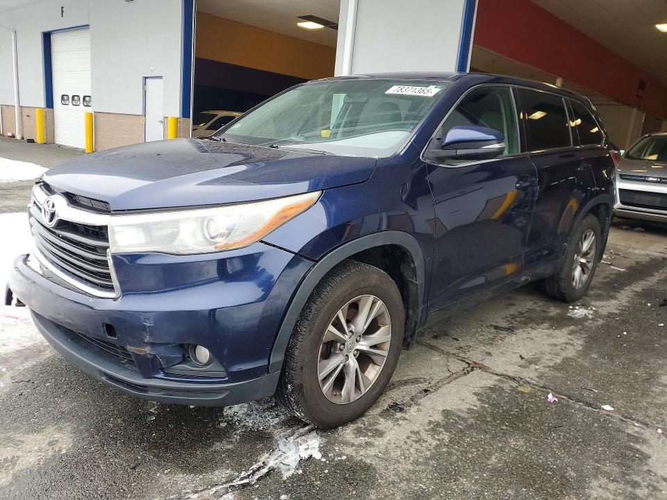78371365 :رقم المزاد ، 5TDBKRFH9FS086029 vin ، 2015 Toyota Highlander مزاد بيع