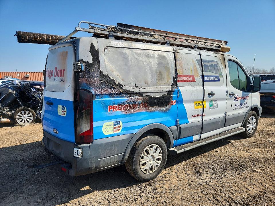 47691636 :رقم المزاد ، 1FTYR1ZM5HKA77791 vin ، 2017 Ford Transit مزاد بيع