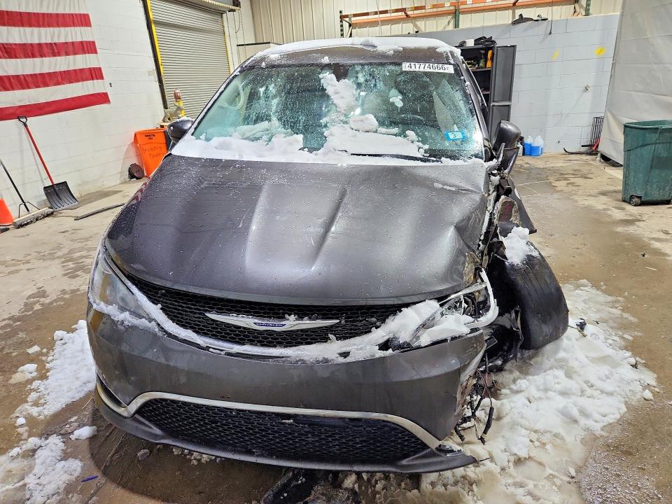 2019 Chrysler Pacifica მანქანა იყიდება აუქციონზე, vin: 2C4RC1FG8KR686614, აუქციონის ნომერი: 41774666