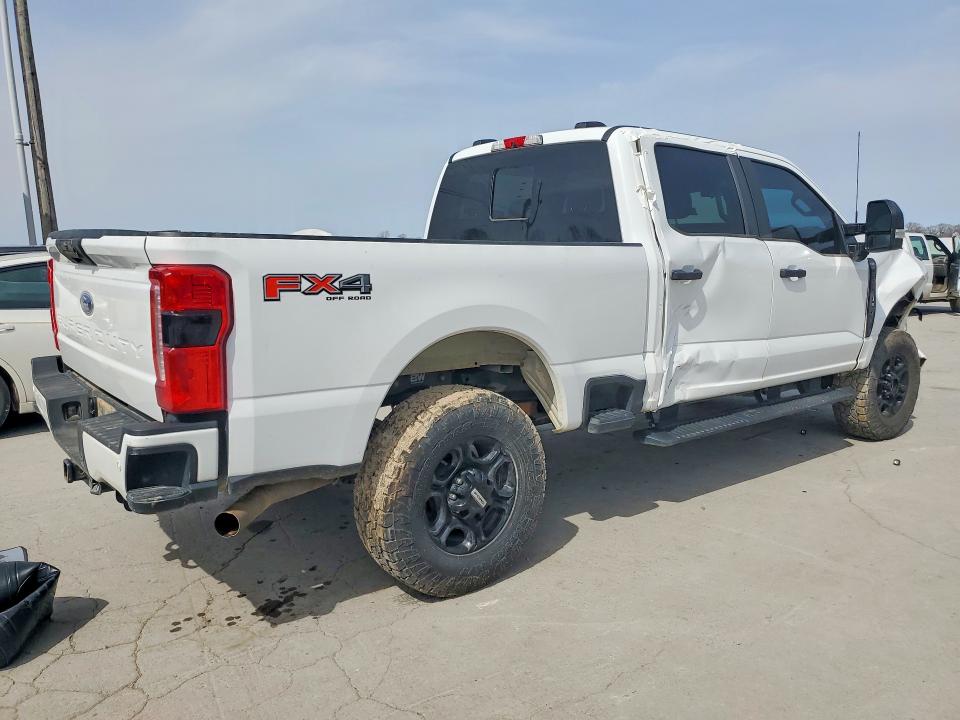 2024 Ford F350 მანქანა იყიდება აუქციონზე, vin: 1FT8W3BN2REC97834, აუქციონის ნომერი: 46014716