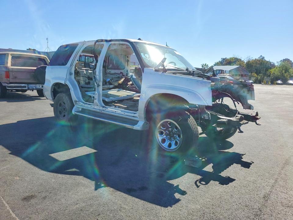 2005 Cadillac Escalade მანქანა იყიდება აუქციონზე, vin: 1GYEK63N45R142276, აუქციონის ნომერი: 45798866