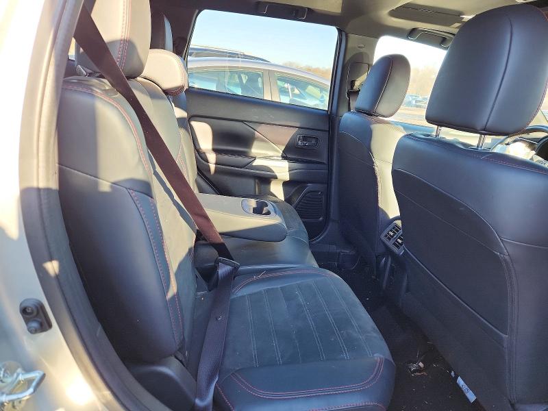 Продаж на аукціоні авто 2020 Mitsubishi Outlander, vin: JA4AZ3A3XLZ008640, номер лоту: 79460665