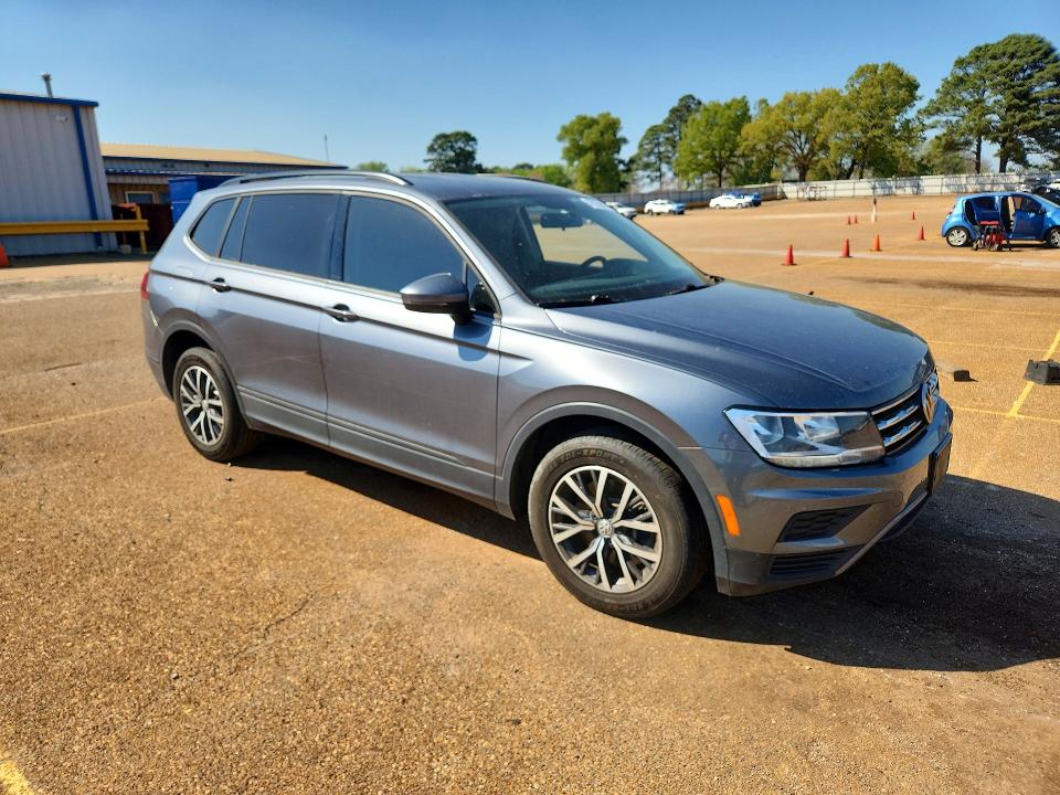 Продажа на аукционе авто 2021 Volkswagen Tiguan, vin: 3VV1B7AXXMM111226, номер лота: 47033806