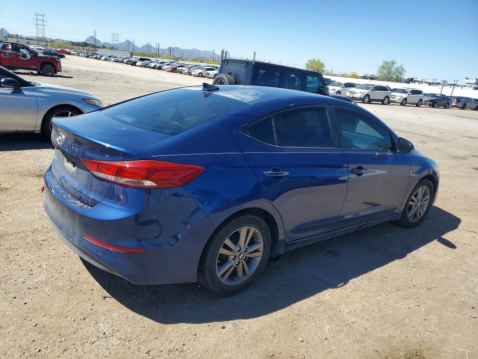 2017 Hyundai Elantra მანქანა იყიდება აუქციონზე, vin: 5NPD84LF9HH039881, აუქციონის ნომერი: 45888756