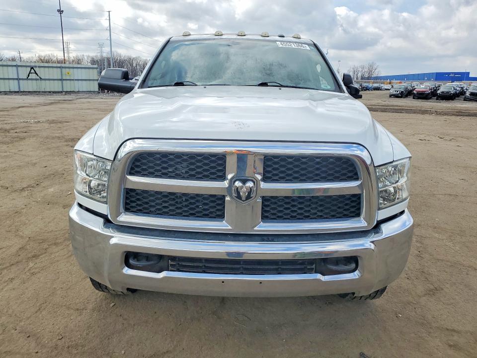 45521366 :رقم المزاد ، 3C6UR5CJ5HG529628 vin ، 2017 Ram 2500 مزاد بيع