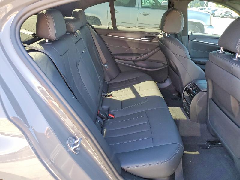 45824386 :رقم المزاد ، WBA53BH04NWX84178 vin ، 2022 Bmw 530 مزاد بيع