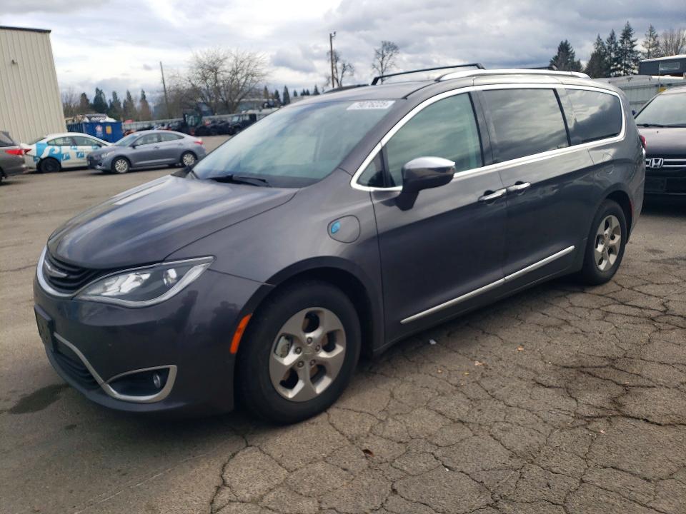Продажа на аукционе авто 2018 Chrysler Pacifica, vin: 2C4RC1N79JR339793, номер лота: 79076225