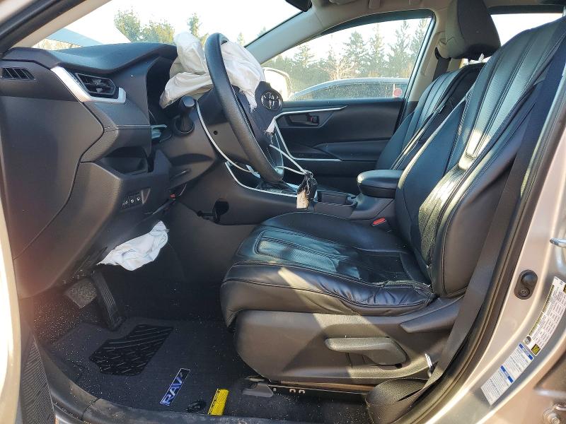 79344215 :رقم المزاد ، 2T3B1RFV5MC215437 vin ، 2021 Toyota Rav4 مزاد بيع