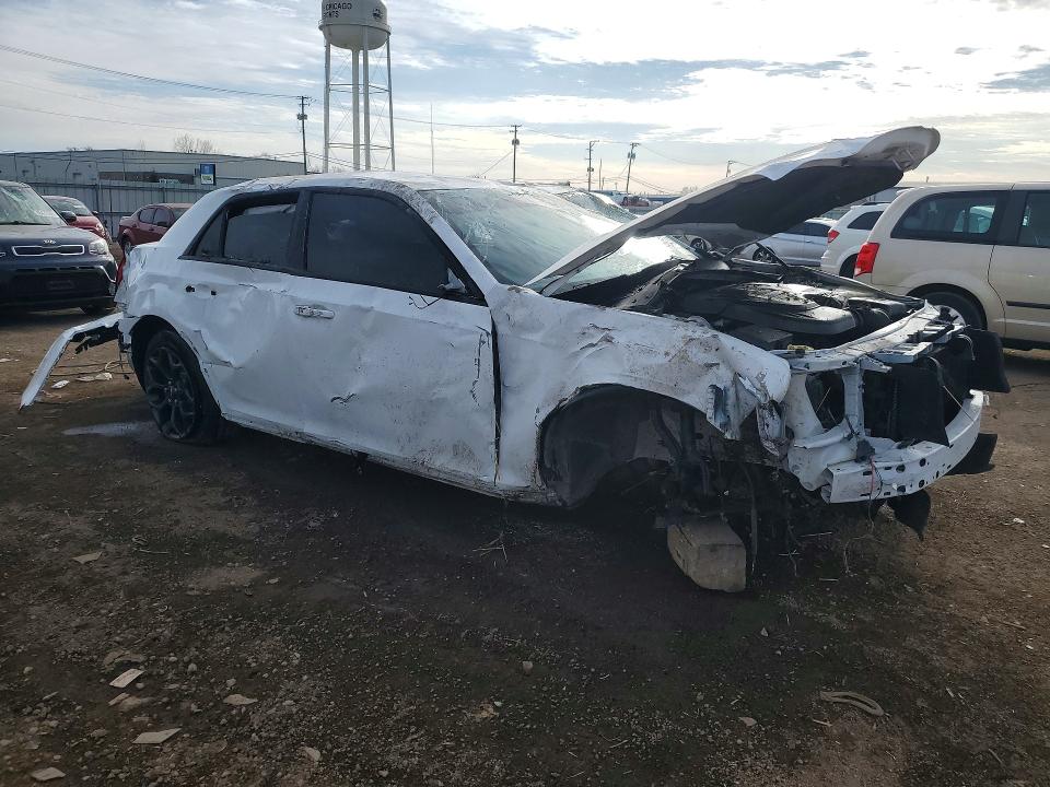 46544706 :رقم المزاد ، 2C3CCARG9NH193881 vin ، 2022 Chrysler 300 مزاد بيع