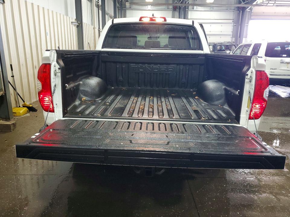Продажа на аукционе авто 2020 Toyota Tundra, vin: 5TFAY5F16LX918325, номер лота: 48000236