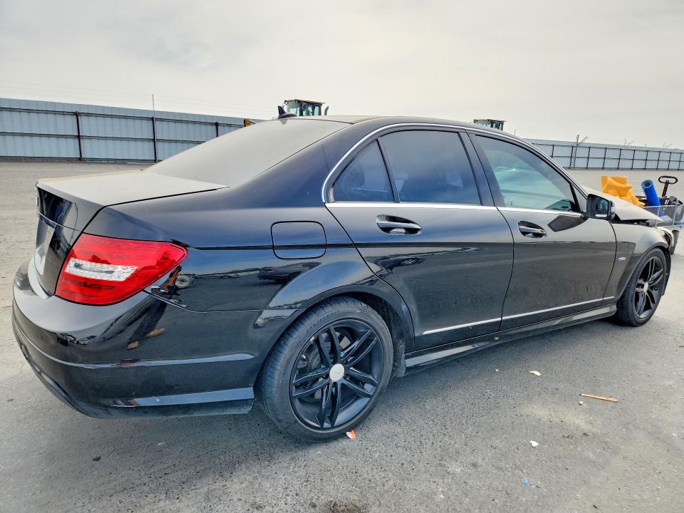 Aukcja sprzedaży 2012 Mercedes-benz C, vin: WDDGF4HB2CA605877, numer aukcji: 47636316