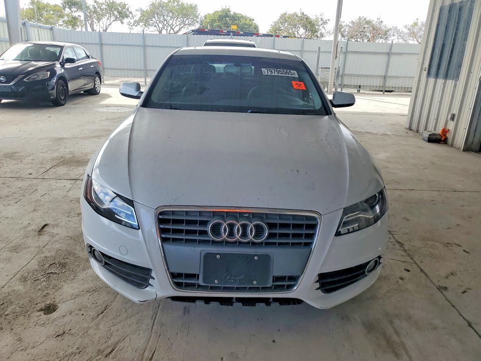 79795565 :رقم المزاد ، WAUEFAFL0CA118685 vin ، 2012 Audi A4 مزاد بيع