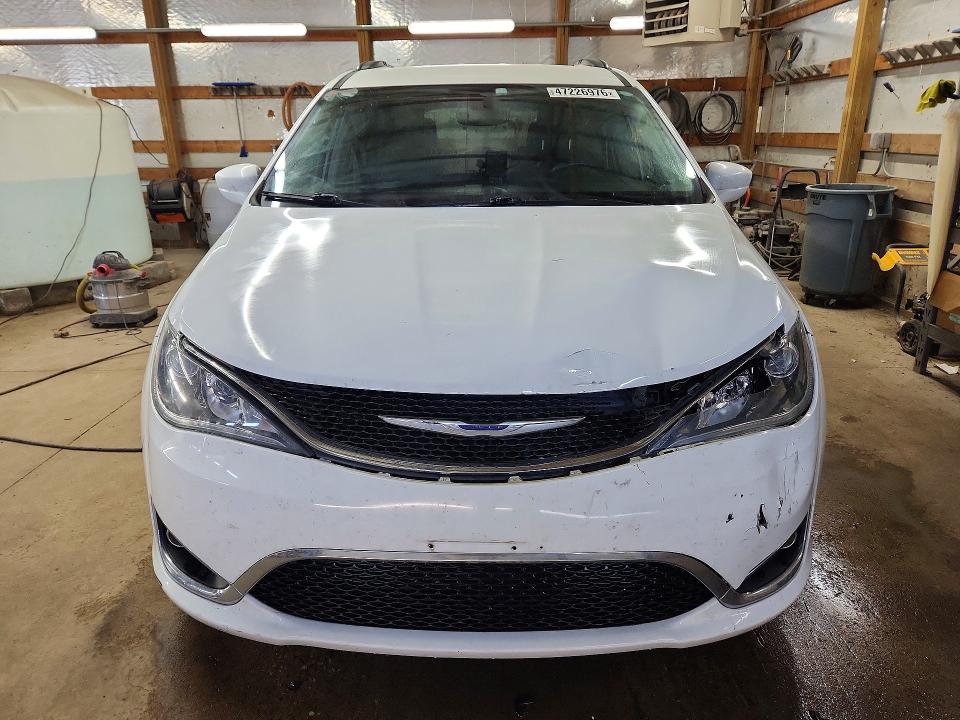 2017 Chrysler Pacifica მანქანა იყიდება აუქციონზე, vin: 2C4RC1BG4HR613917, აუქციონის ნომერი: 47226976
