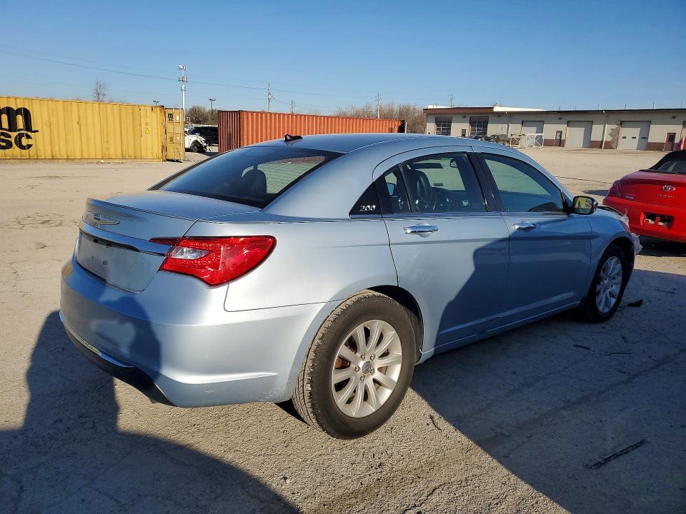 Продажа на аукционе авто 2014 Chrysler 200, vin: 1C3CCBCG2EN172909, номер лота: 45526396