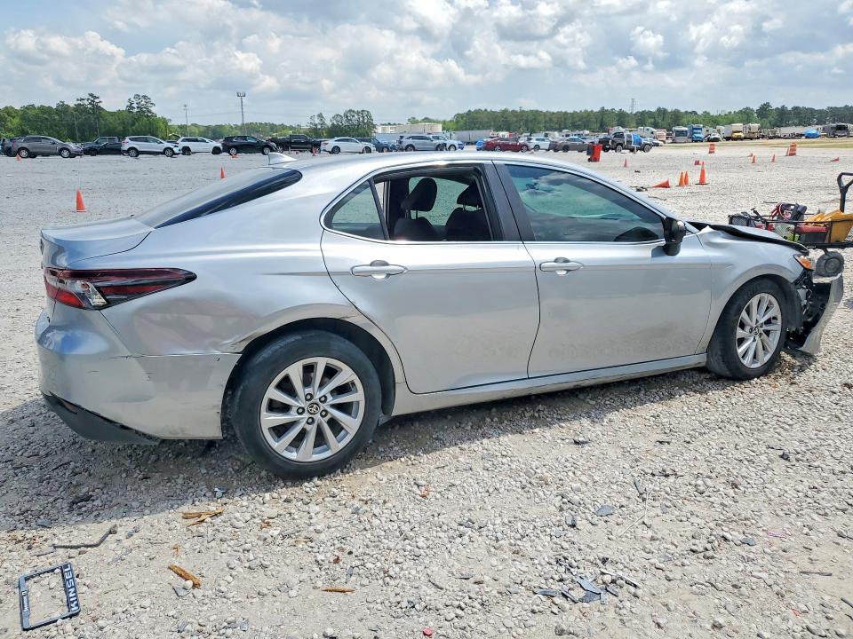 2021 Toyota Camry მანქანა იყიდება აუქციონზე, vin: 4T1C11AK9MU549786, აუქციონის ნომერი: 48140816