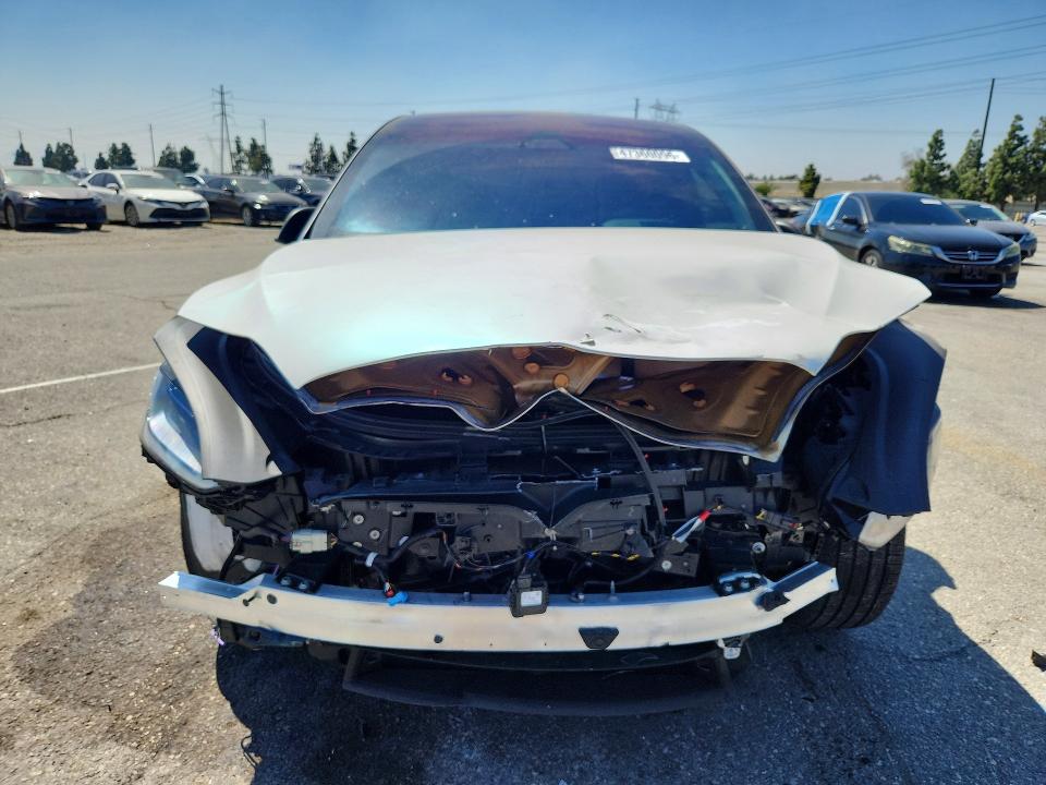 47360096 :رقم المزاد ، 7SAXCDE58TF473123 vin ، 2026 Tesla Model X مزاد بيع