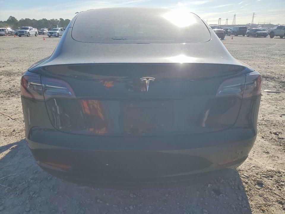 2023 Tesla Model 3 მანქანა იყიდება აუქციონზე, vin: 5YJ3E1EA6PF704303, აუქციონის ნომერი: 46404906