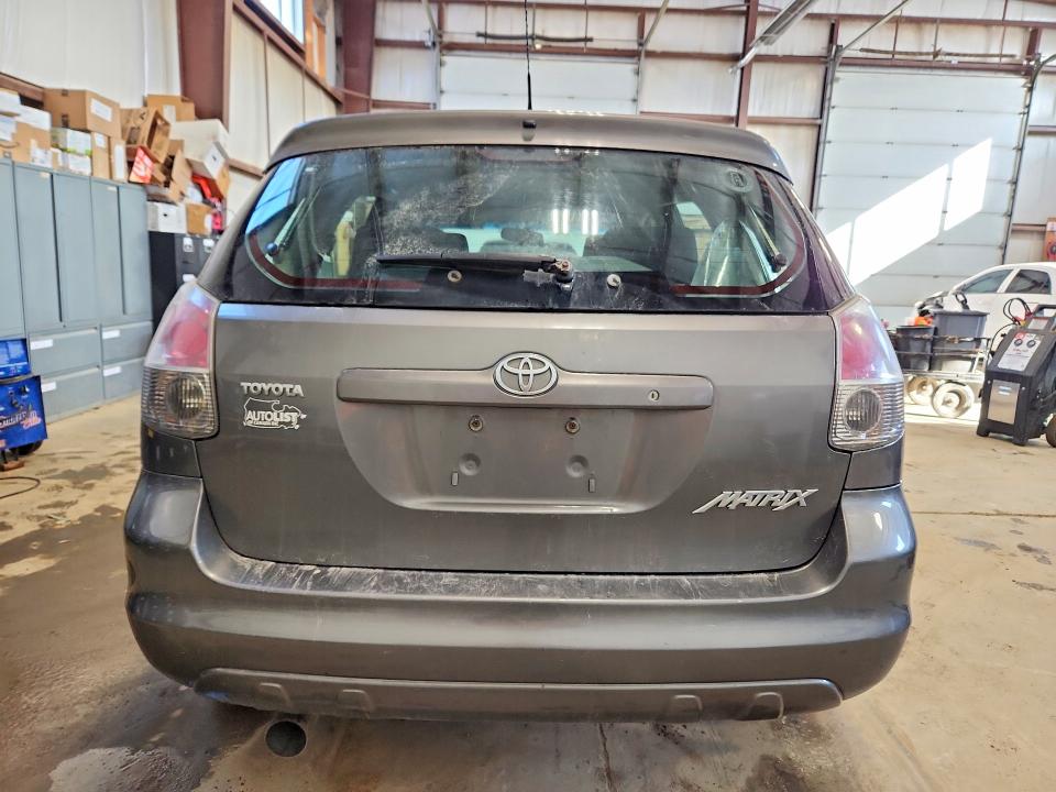 45811316 :رقم المزاد ، 2T1KR32E38C714215 vin ، 2008 Toyota Matrix مزاد بيع