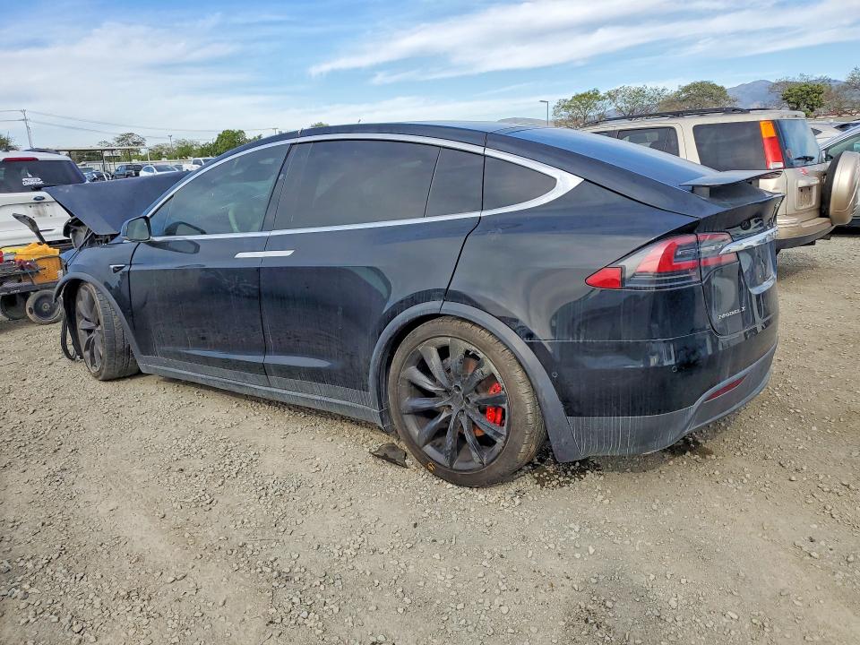 Продажа на аукционе авто 2018 Tesla Model X, vin: 5YJXCBE49JF142945, номер лота: 46189786