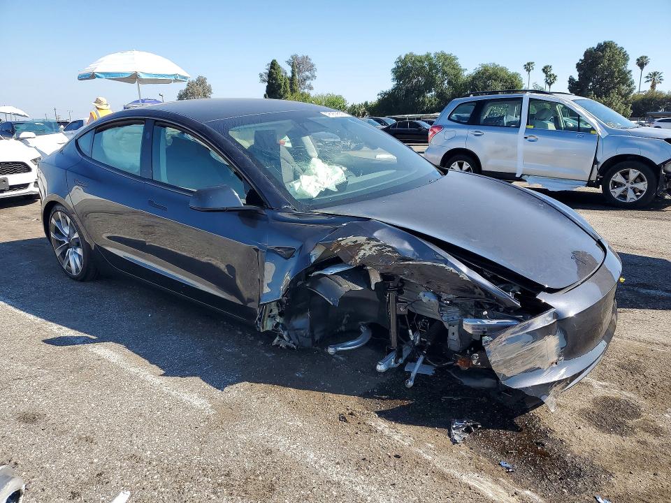 46959556 :رقم المزاد ، 5YJ3E1EA2TF165611 vin ، 2026 Tesla Model 3 مزاد بيع