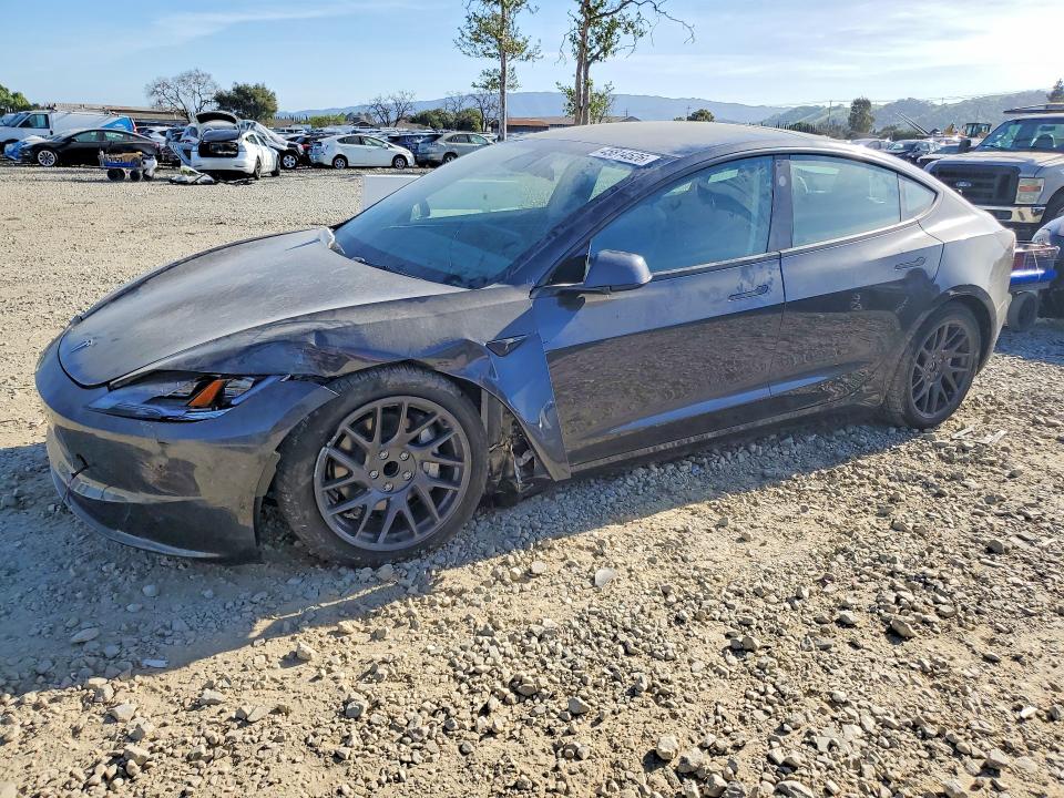 Продаж на аукціоні авто 2025 Tesla 3, vin: 5YJ3E1EA2SF914518, номер лоту: 45814526