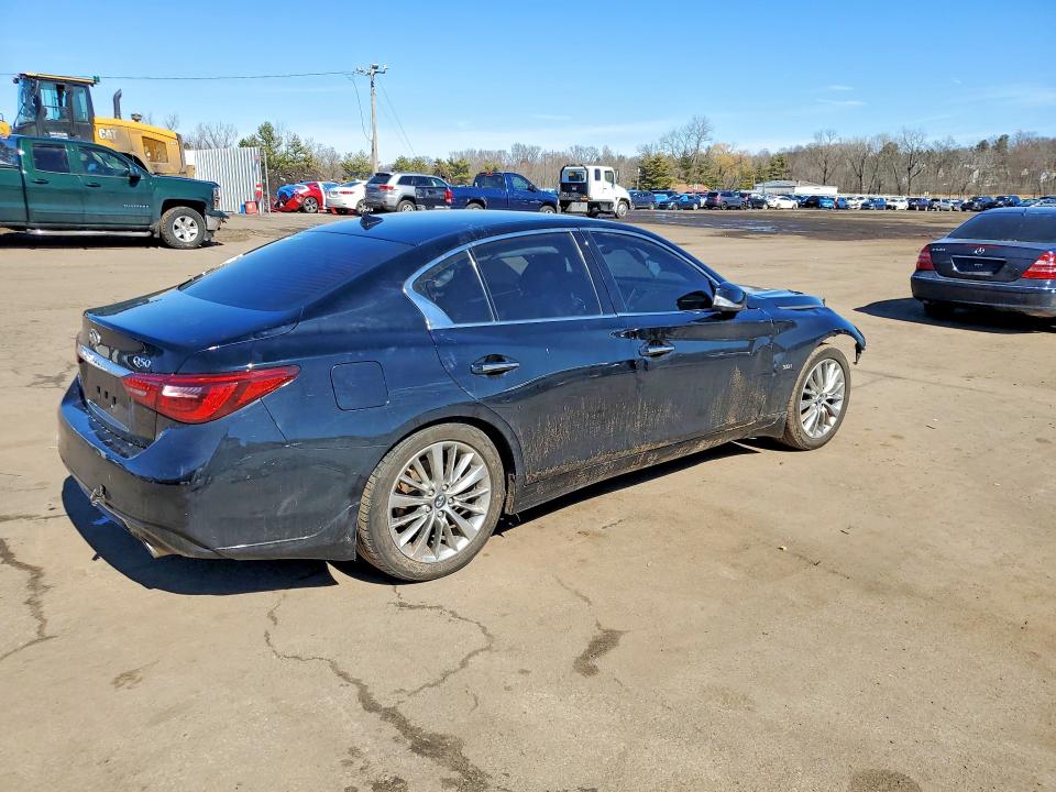 41919436 :رقم المزاد ، JN1EV7ARXJM611728 vin ، 2018 Infiniti Q50 مزاد بيع