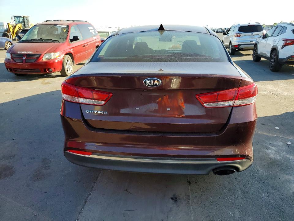 45839986 :رقم المزاد ، 5XXGT4L39JG266393 vin ، 2018 Kia Optima مزاد بيع